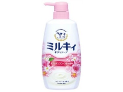 牛乳石鹸 ミルキィボディソープリラックスフローラルの香りポンプ付 550ML